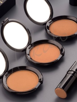 Podkład z pudrem Wet & Dry Foundation