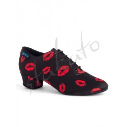 IDS model Heather Split-Sole Lipstick by Katya