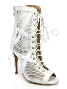 Burju style Xiomara White