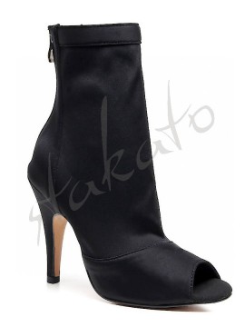 Burju model Shabina Black