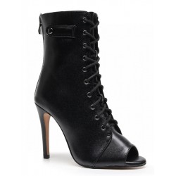 Burju style Moment Black by Kiira Harper