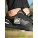Sneakery Fuego Low-Top DEREK HOUGH Black