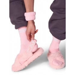 Puszyste kapcie Varsity Plush Slipper SLP001 Capezio - LIMITOWANE