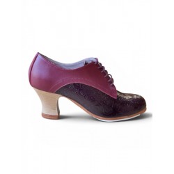 Flamenco shoes Blucher Box Repujado Burdeos 6 cm Begoña Cervera
